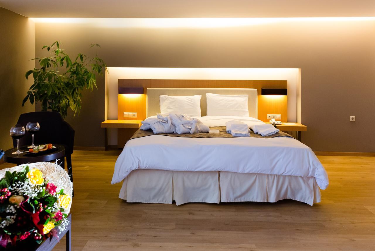 סרס Philippos Xenia Hotel מראה חיצוני תמונה