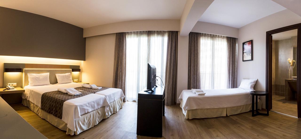סרס Philippos Xenia Hotel מראה חיצוני תמונה